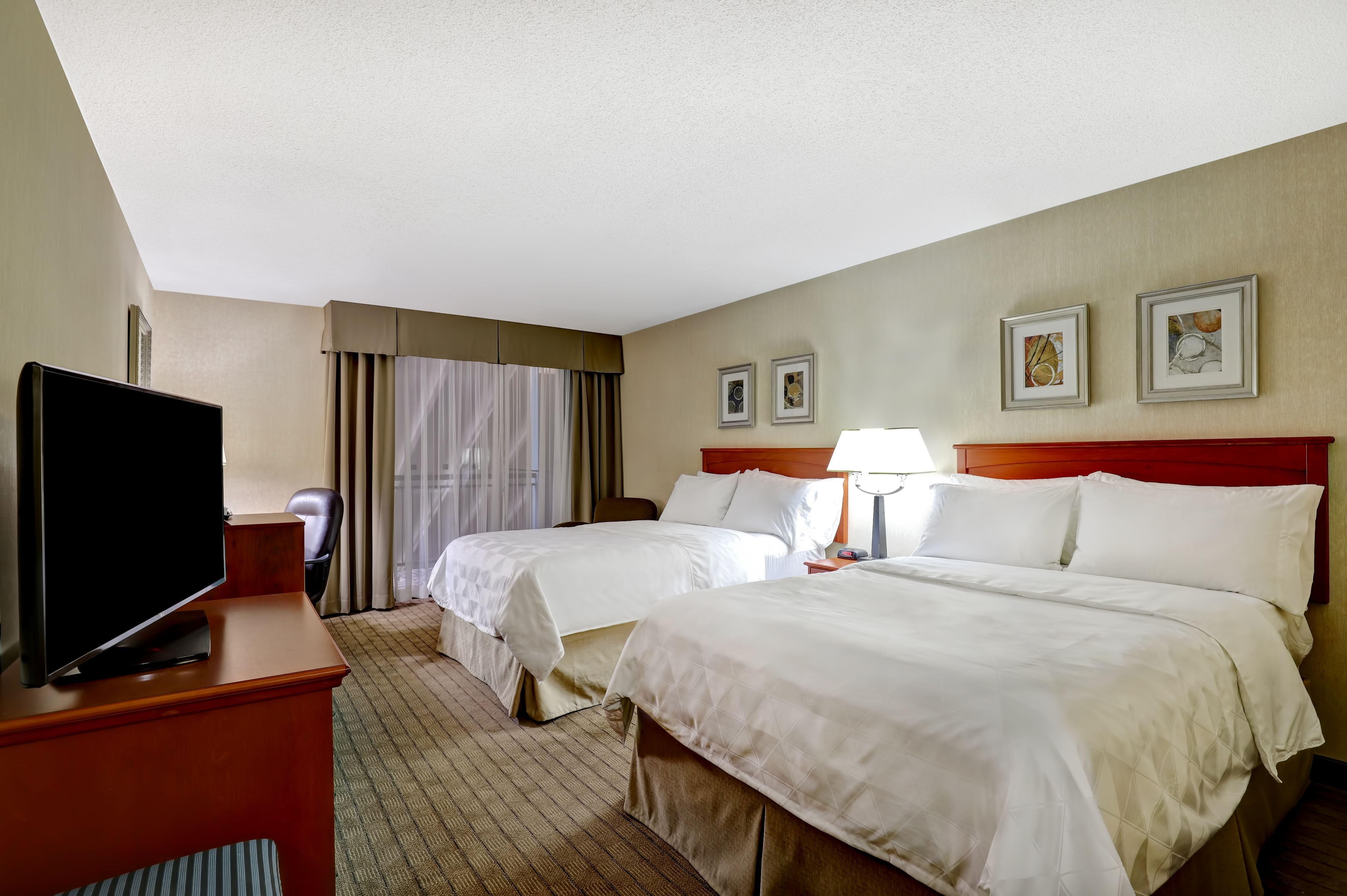 Holiday Inn Laval Montreal, An Ihg Hotel Экстерьер фото