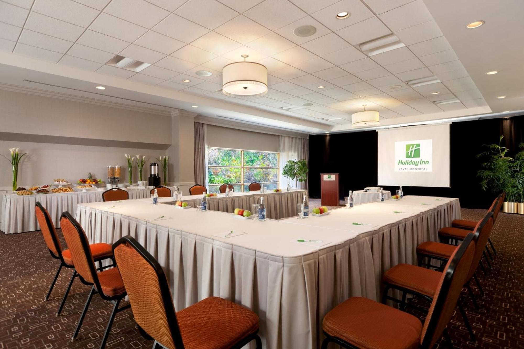 Holiday Inn Laval Montreal By Ihg Экстерьер фото